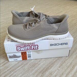 NIB Skechers Women's Virtue Swift Fit Hands Free Shoe Item 1855138 Taupe Siz 8.5
